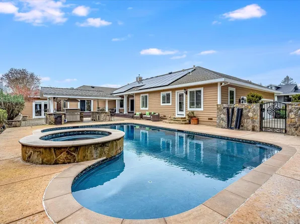 18 Reno Court, Napa, CA 94558