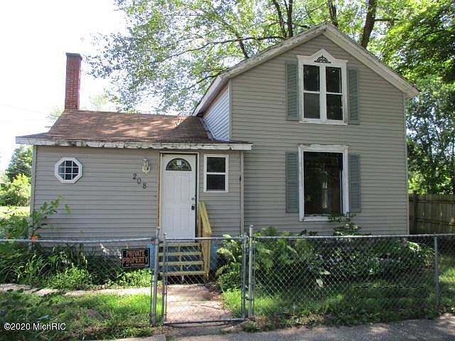 1st image of 208 W South St