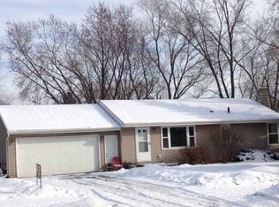 2896 Lexington Ave, Saint Paul, MN 55121