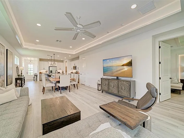 1047 Waterline Ct — Photo 21