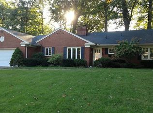 3015 Redington Woods Rd, Toledo, OH 43615