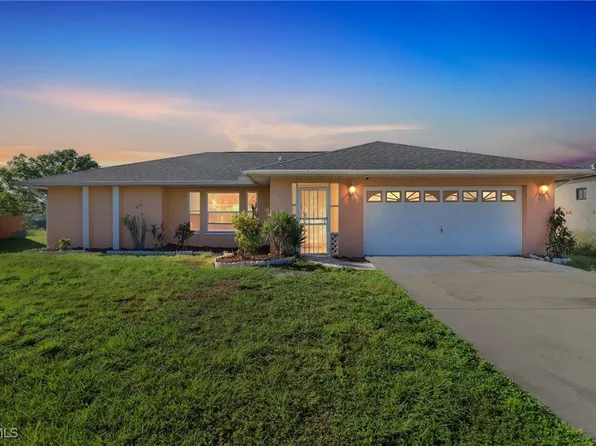 3729 13th St W, Lehigh Acres, FL 33971