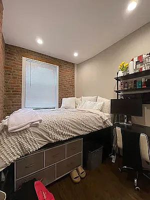 Rented by Douglas Elliman | media 8