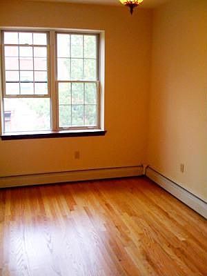 1st image of 40 Woodhull St