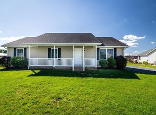 2145 Cloverleaf Ln, Dayton, VA 22821