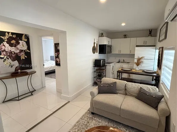 6716 NW 6th Ave APT 2, Miami, FL 33150