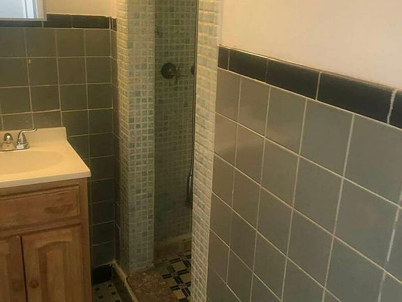 4th image of 1511 85th St #1