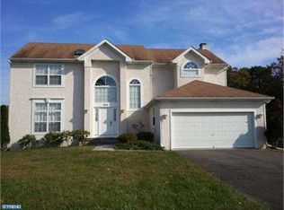 452 Huntingdon Dr, Williamstown, NJ 08094