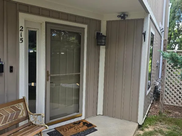 215 Wayne St #4, Saint Joseph, MI 49085