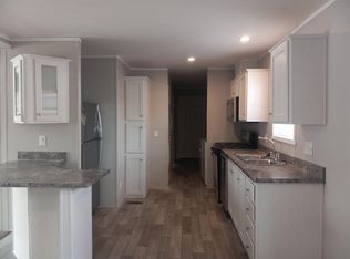 1 Arbor Ln #1, Belleville, MI 48111