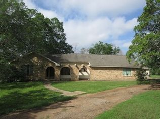 2008 Oakwood Trl, College Station, TX 77845