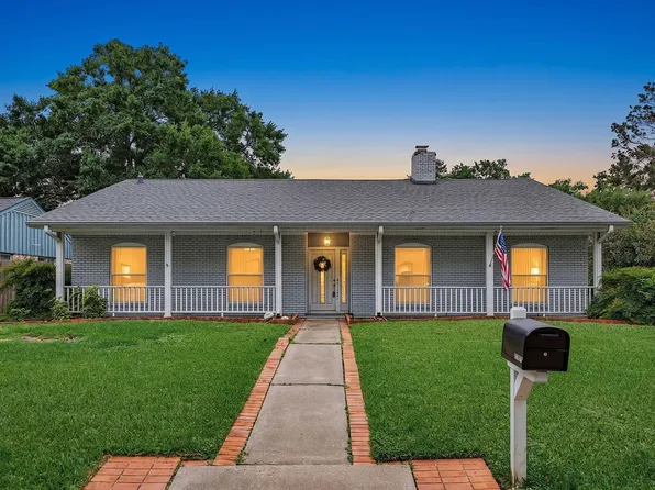 11407 Valley Spring Dr, Houston, TX 77043