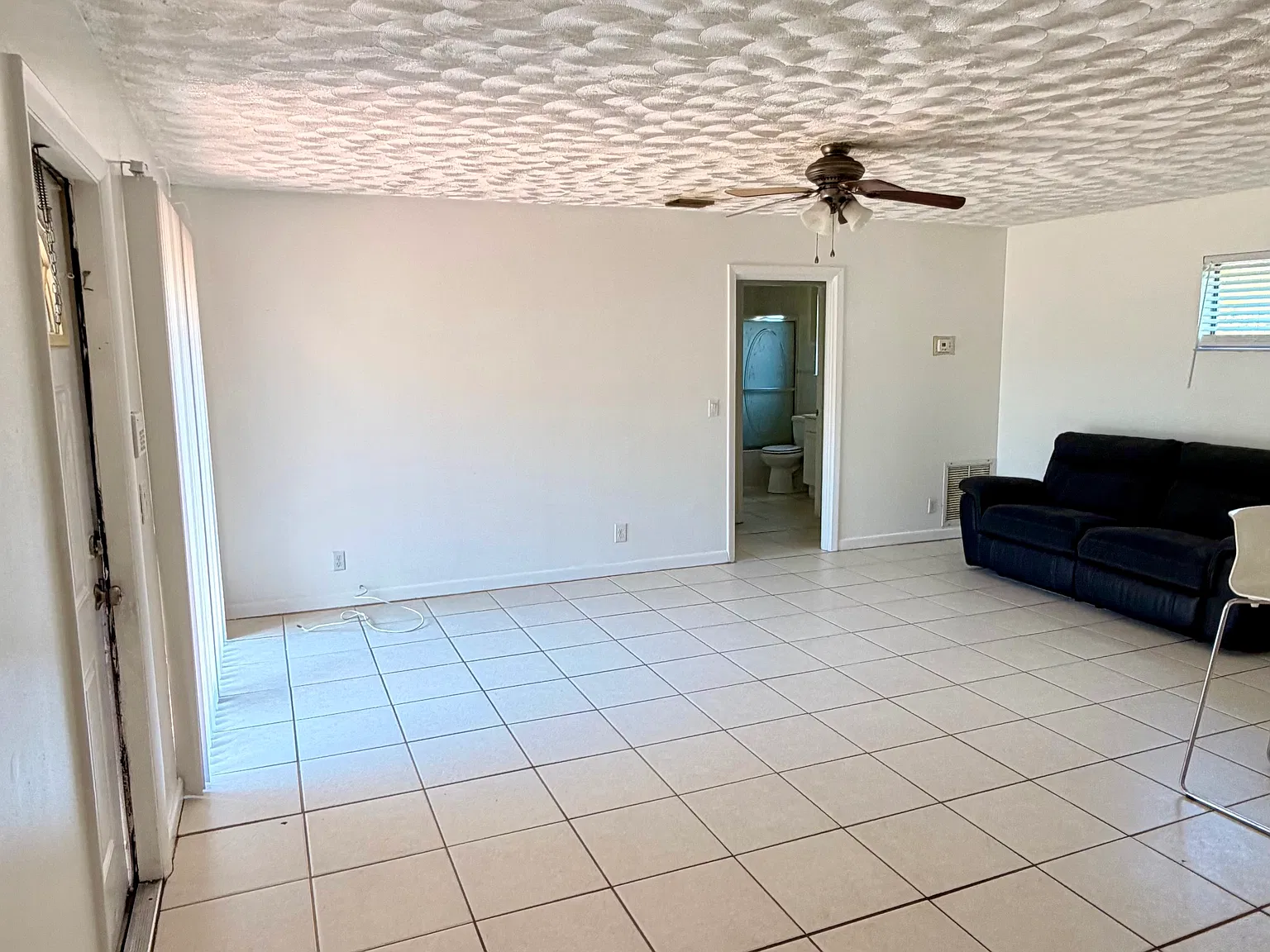 2 bed, 953 sqft, $1,850 — Photo 3