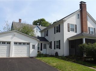 31 Flower St, Manchester, CT 06040