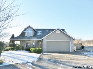 315 NW Elderberry Ln, Dallas, OR 97338