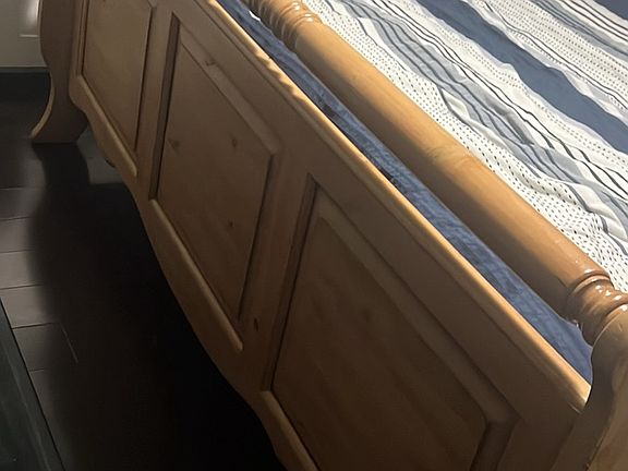 3rd image of 2933 Kingston Dr