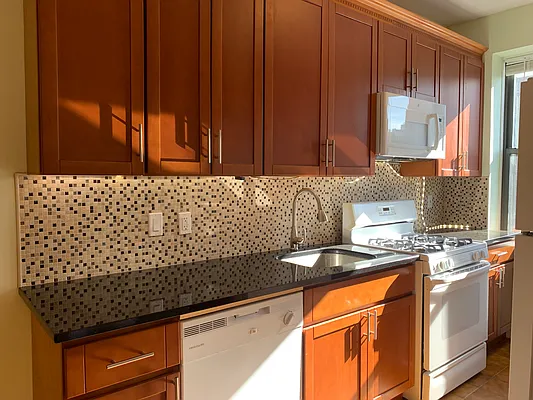 Rented by Compass | media 2