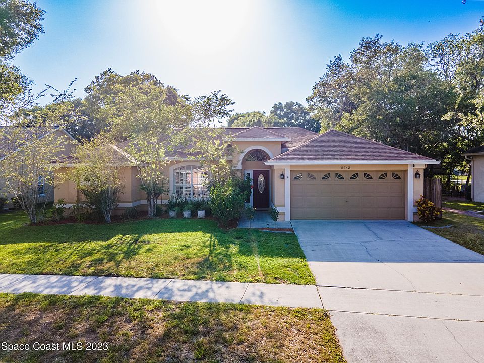 1st image of 5542 Oak Hollow Dr