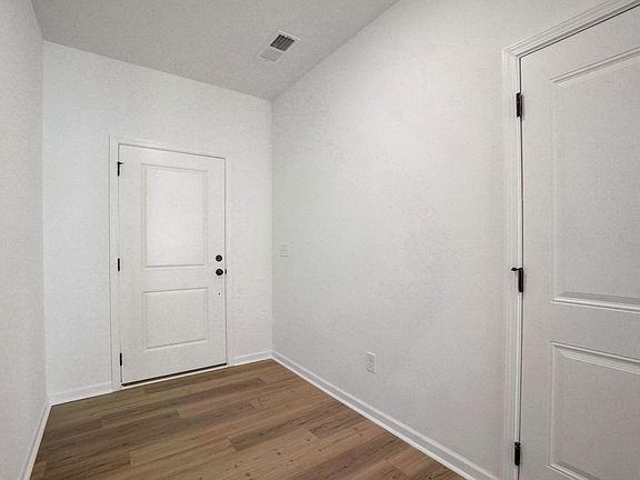 5th image of 5126 Cambrey Dr #16