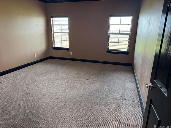 4th image of 5836 Ball Ln