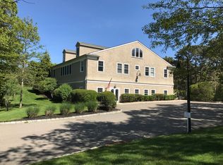 2036 County Road 39, Southampton, NY 11968