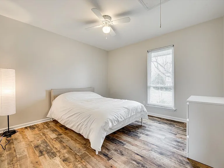 10932 Copperfield Dr — Photo 16
