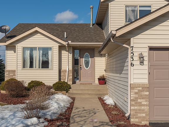 3rd image of 7536 Casselberry Dr
