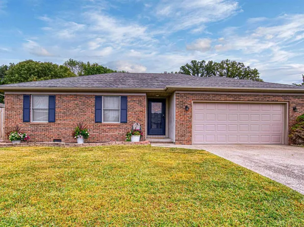 6056 Yosemite Dr, Newburgh, IN 47630