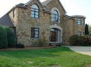 43 Long Meadow Dr, Pittsburgh, PA