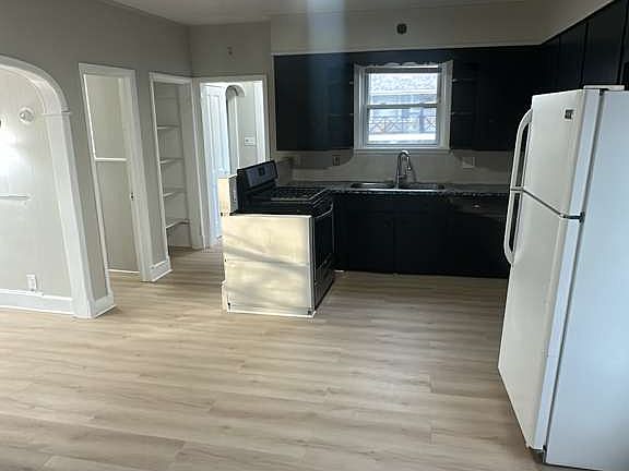 3rd image of 72 Highland St #2F