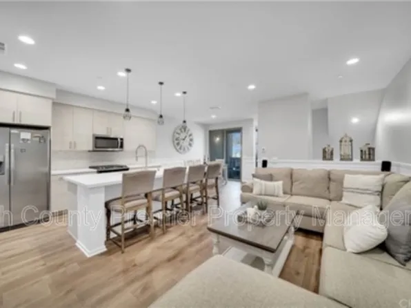 1261 Via Lucero, Oceanside, CA 92056