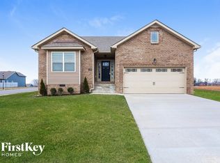 1200 Elizabeth Ln, Clarksville, TN 37042