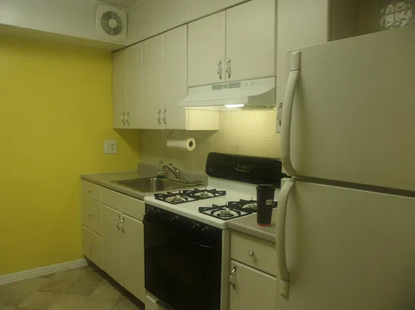 (undisclosed Address), Bayside, NY 11361