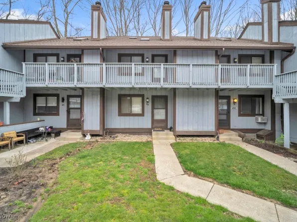 515 Meredith Ln APT 3C, Cuyahoga Falls, OH 44223
