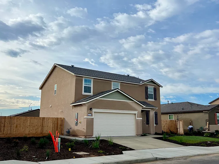 1857 E August Ave — Photo 7