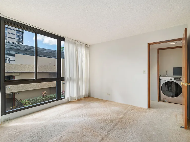 5070 Likini St #1 — Photo 5