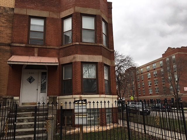 1st image of 656 N Monticello Ave