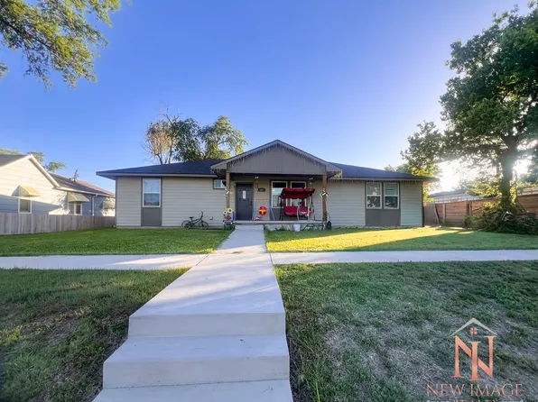 107 Buffalo St, Lakin, KS 67860