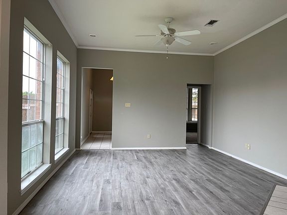 4th image of 815-819 Valleybrooke Dr #815