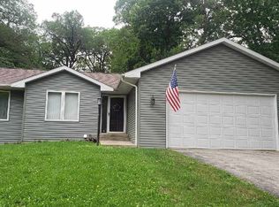 1988 Baintree Rd, Davis, IL 61019