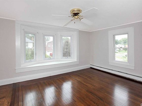 5th image of 2153 Hillside Ave