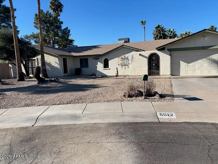 5012 E Presidio Rd — Photo 1