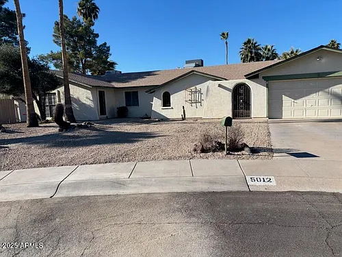 5012 E Presidio Rd Photo 1