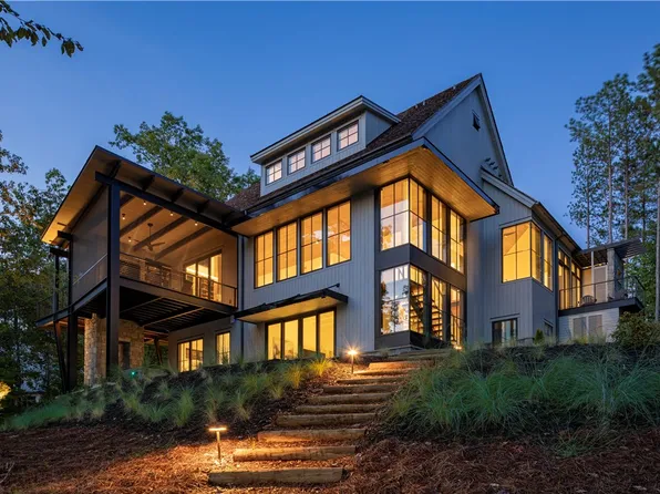 336 S Cove Rd, Sunset, SC 29685