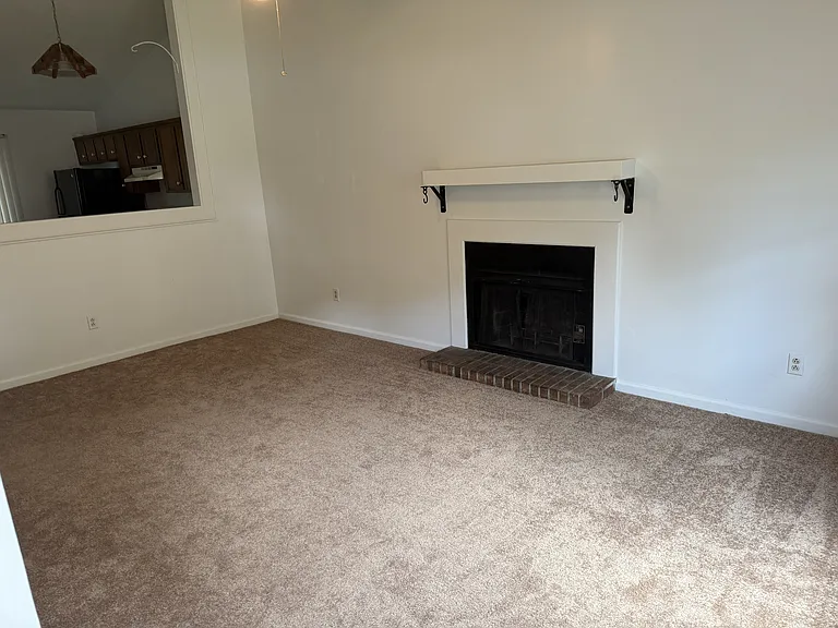 135 Twin Wood Dr #1 — Photo 5