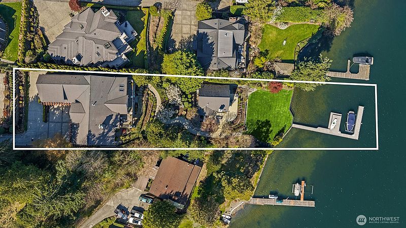 3rd image of 4102 100th Avenue SE