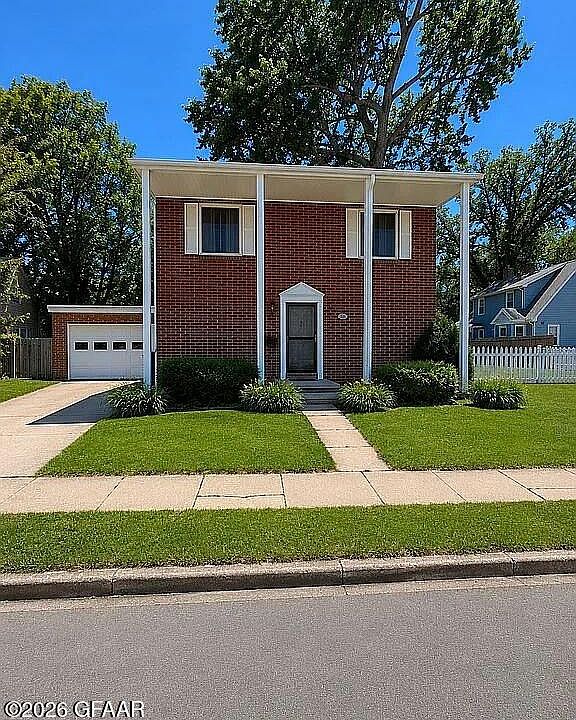 1st image of 115 Reeves Ct