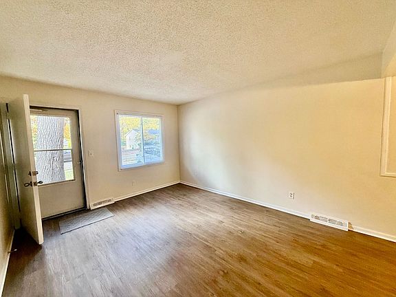 2nd image of 3718 Groveland Ave SW #3716