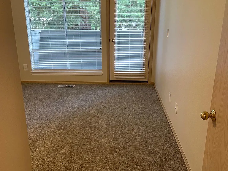 1615 Bellevue Way NE #1 — Photo 15