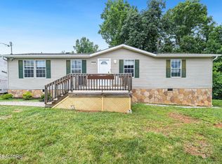 3426 Bent Rd, Kodak, TN 37764